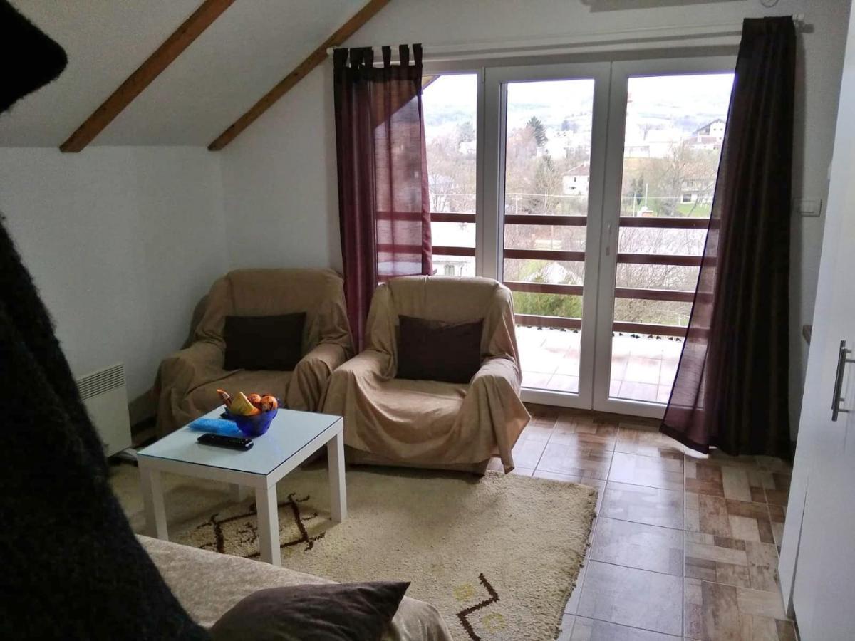 Apartmani Zapis Vrdnik Exteriör bild